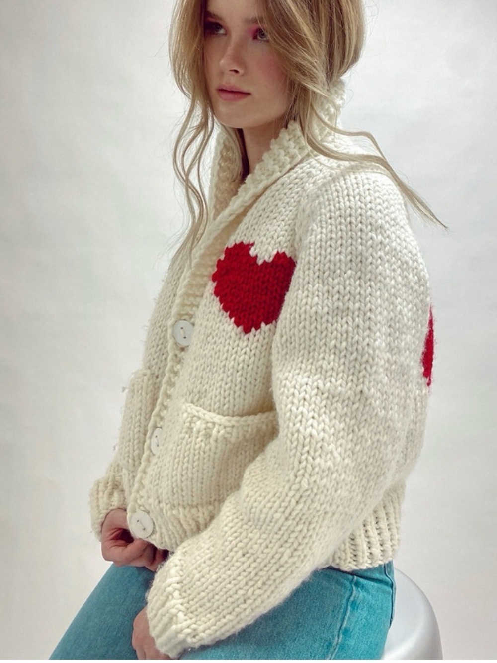 ♥️ GOGO Cream Knit short Cardigan with Red Heart Accent ♥️ - Picture 3 of 3